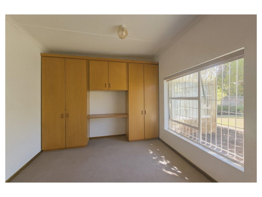 4 Bedroom Property for Sale in Ladybrand Free State
